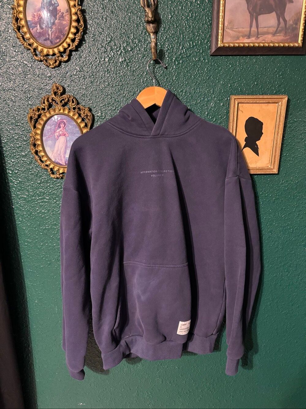 COMFRT MENS BLUE THICK HOODIE SZ LARGE